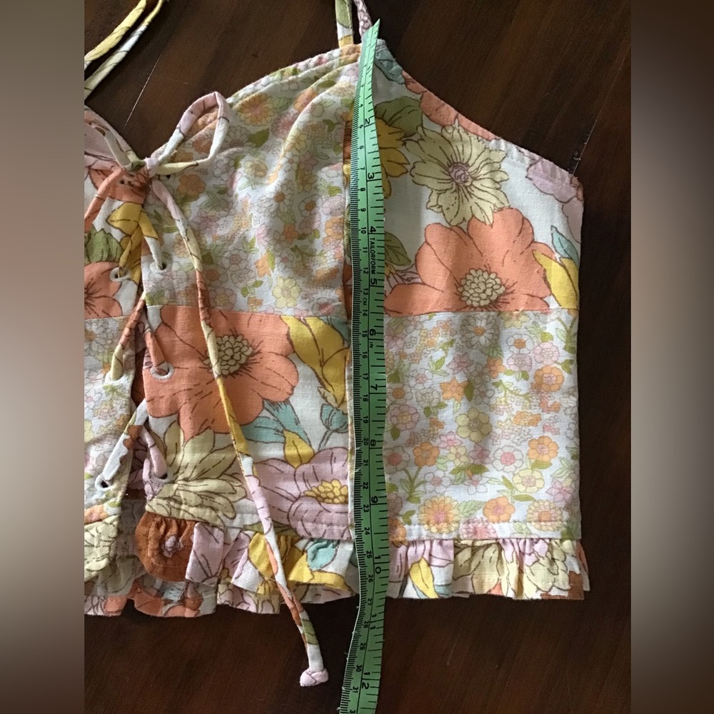AMERICAN EAGLE FLORAL LACE-UP TOP - Picture 11 of 13
